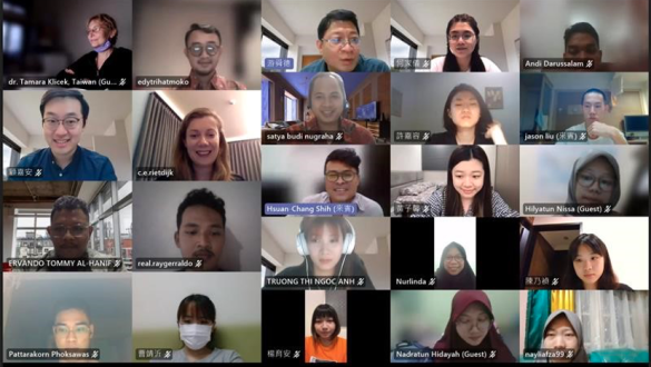 國立臺北大學臺印尼海外科研中心於 2022 年成功舉辦兩場針對臺灣及印尼師生關於建築環境可持續性主題的線上工作坊圖