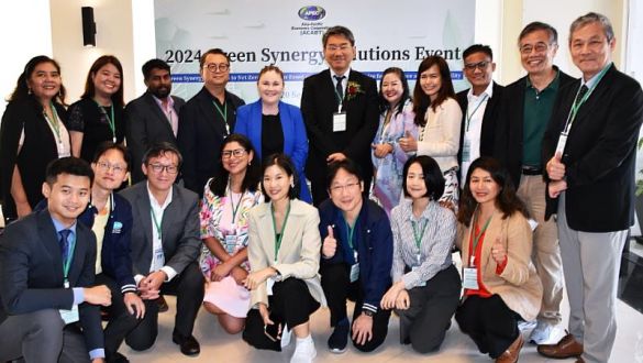 國科會贊助之逢甲大學 APEC-ACABT 串聯 14 國，探討亞太地區淨零排放之能源與經濟轉型圖
