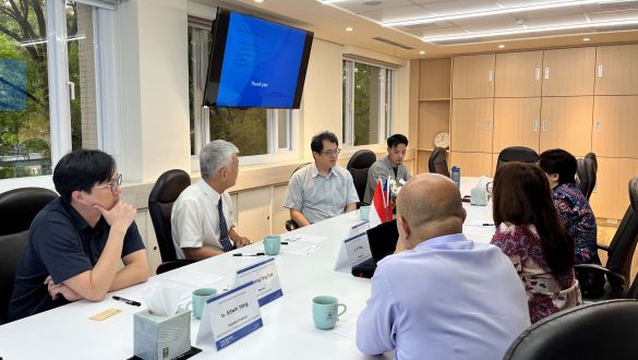 Indonesia Binus University Delegation Visited TI-STIC and Held a Meeting圖