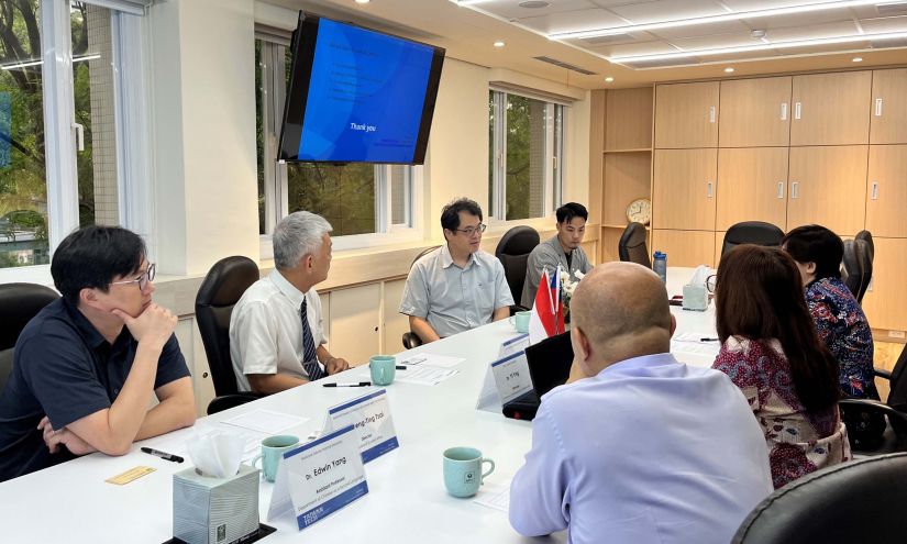 圖：印尼建國大學 (Binus University) 訪臺印尼海外科研中心進行會議
