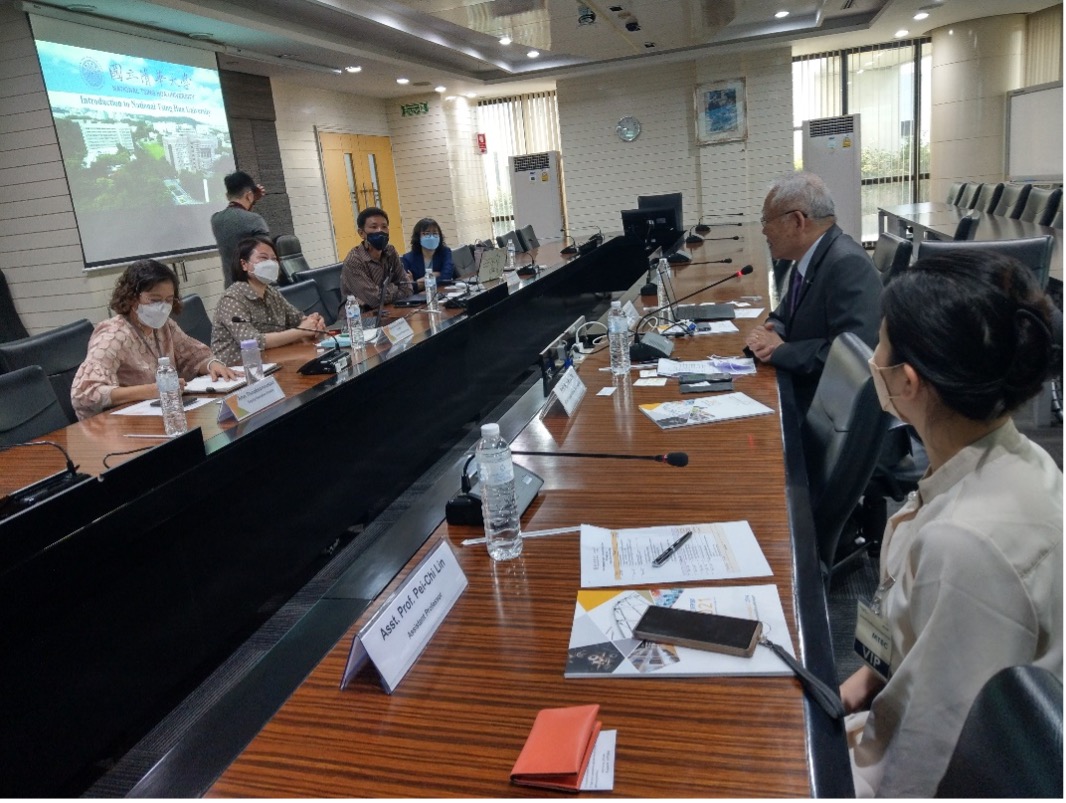 圖2：清華大學戴念華副校長致歡迎詞