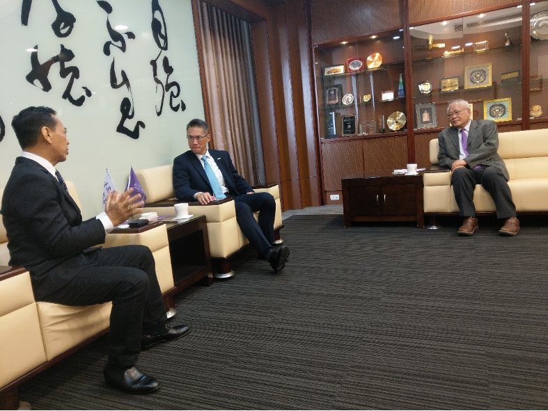 圖 1：Alvin Culaba 副院長拜會清華大學校長及資深副校長