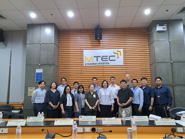 圖2：臺灣代表團參訪泰國 MTEC 合影