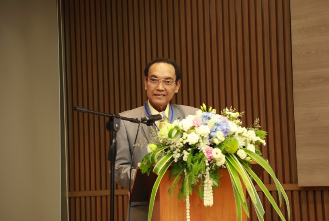  圖 3. 農業大學 Chongrak Wachrinrat 校長開幕致詞