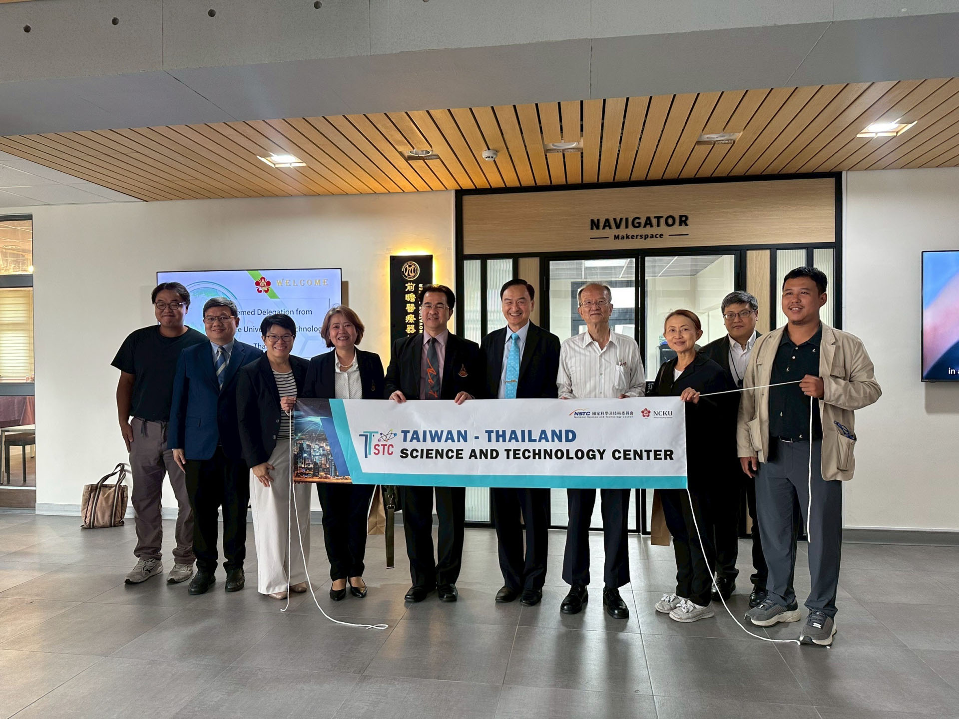 圖：泰國素羅娜麗科技大學拜訪成功大學前瞻醫療器材科技中心 (MDIC) 與臺泰海外科研與技術創新中心 (TTSTC)