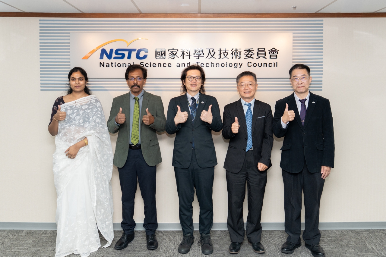 圖1  「第13屆臺印科技聯席會議」於11月17日在臺北召開，臺印雙方共同檢視執行中的科技合作計畫成果與遴選新年度合作研究計畫，並就彼此之科技政策進行交流。