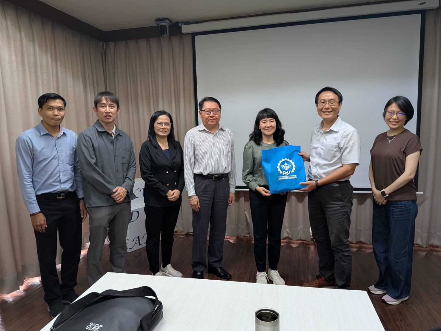 Img 2: Thailand PSU delegations visited NCKU